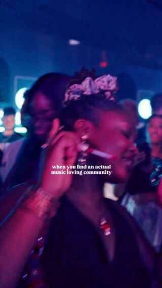 ✨They dance not just record 

✨They want sound over clout

✨They love discovering new music

✨They love new-age R&B as much as old school R&B💙

See you at our next SENSES Block Party. Soon come
Sign up in bio

#musiclovers #rnb #alternativernb